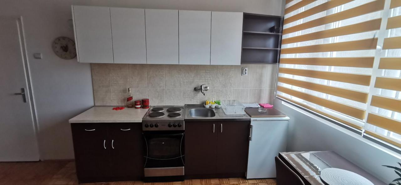 Appartement Stan Na Dan Predah à Užice Extérieur photo